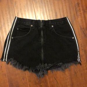 Cute Black Carmar Skirt